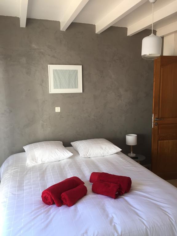 Chambres D'Hotes Des Tours A La Rochelle La Rochelle  Exteriör bild